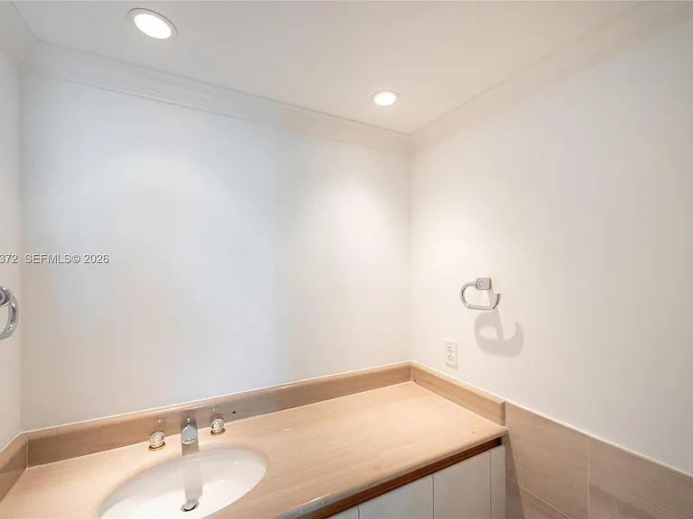 1643 Brickell Ave #1103 — Photo 18