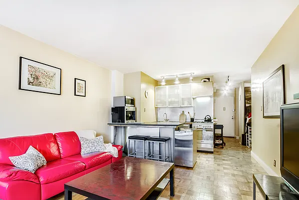 Rented by Douglas Elliman | media 6