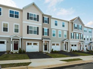 1435 Hudgins Farm Cir, Fredericksburg, VA 22408