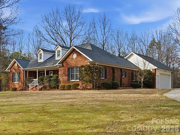 2nd image of 4824 Waxhaw Farms Rd