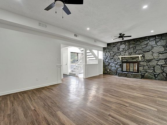 5th image of 8424 Rockcreek Pkwy #42