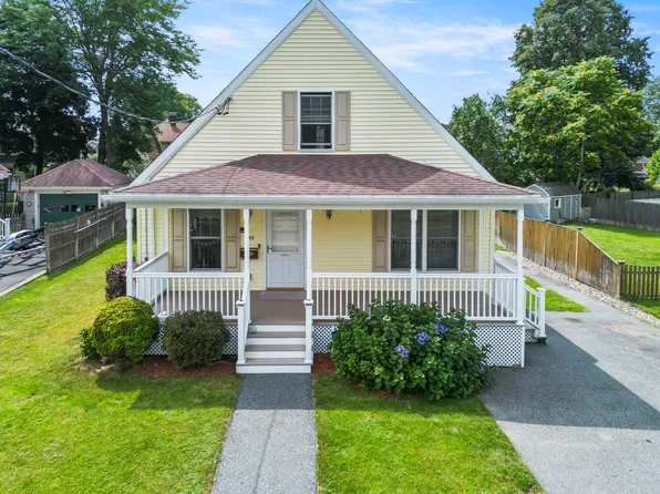 30 Lowell St, Woburn, MA 01801