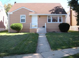 405 W Blancke St, Linden, NJ 07036