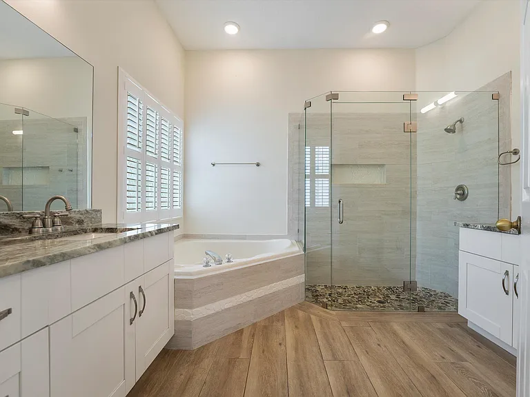 4033 Bluff Harbor Way — Photo 10