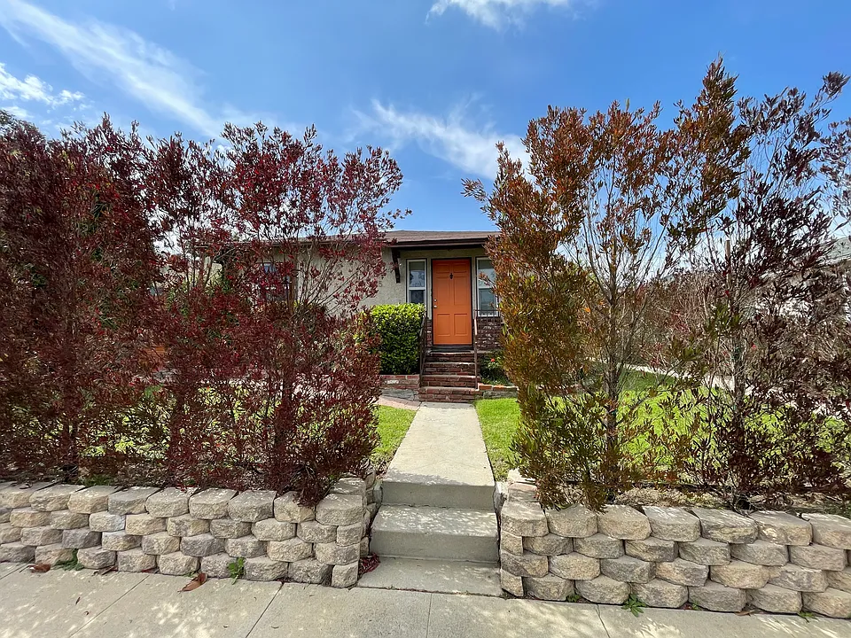 11125 Culver Blvd