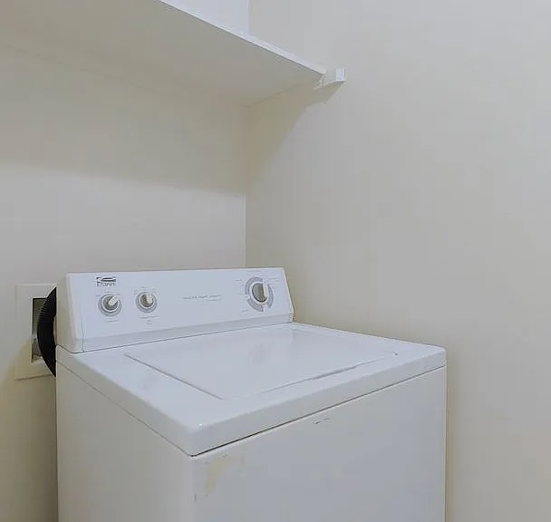 509 Valencia Dr SE — Photo 9