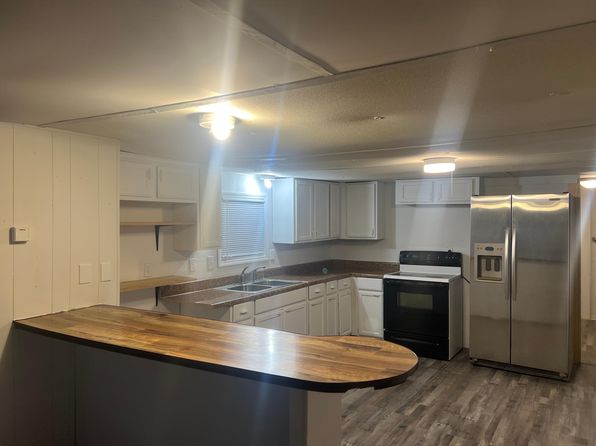 37 Southwest Dr