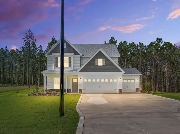 931 Rhum Dr, Fayetteville, NC 28311