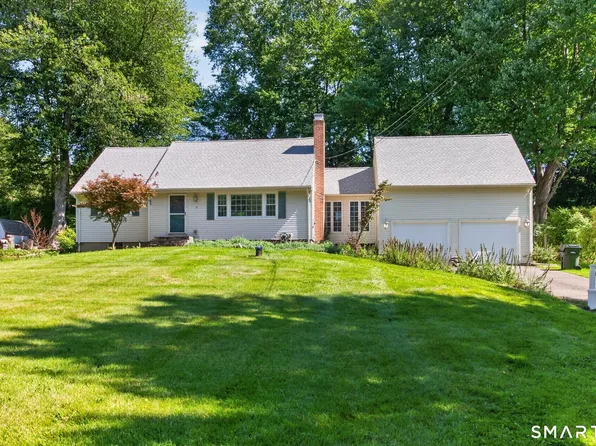5 Pennywhistle Road, East Granby, CT 06026