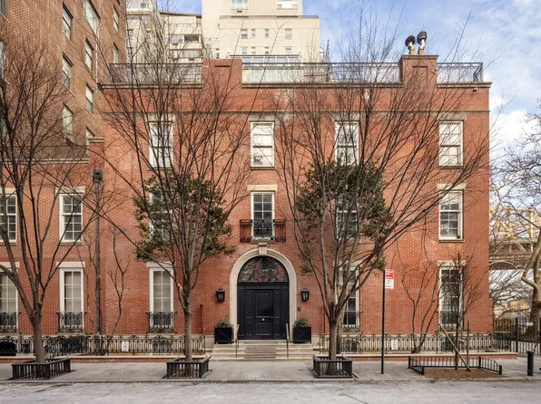 7 Sutton Square image 18 of 18