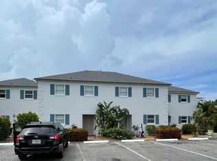 1222 Surf Rd, Riviera Beach, FL 33404