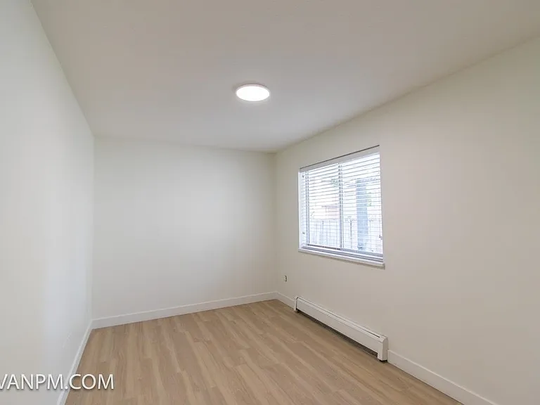 66XX Nolan St — Photo 32