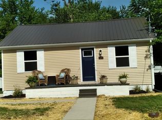 505 N 8th St, Boonville, IN