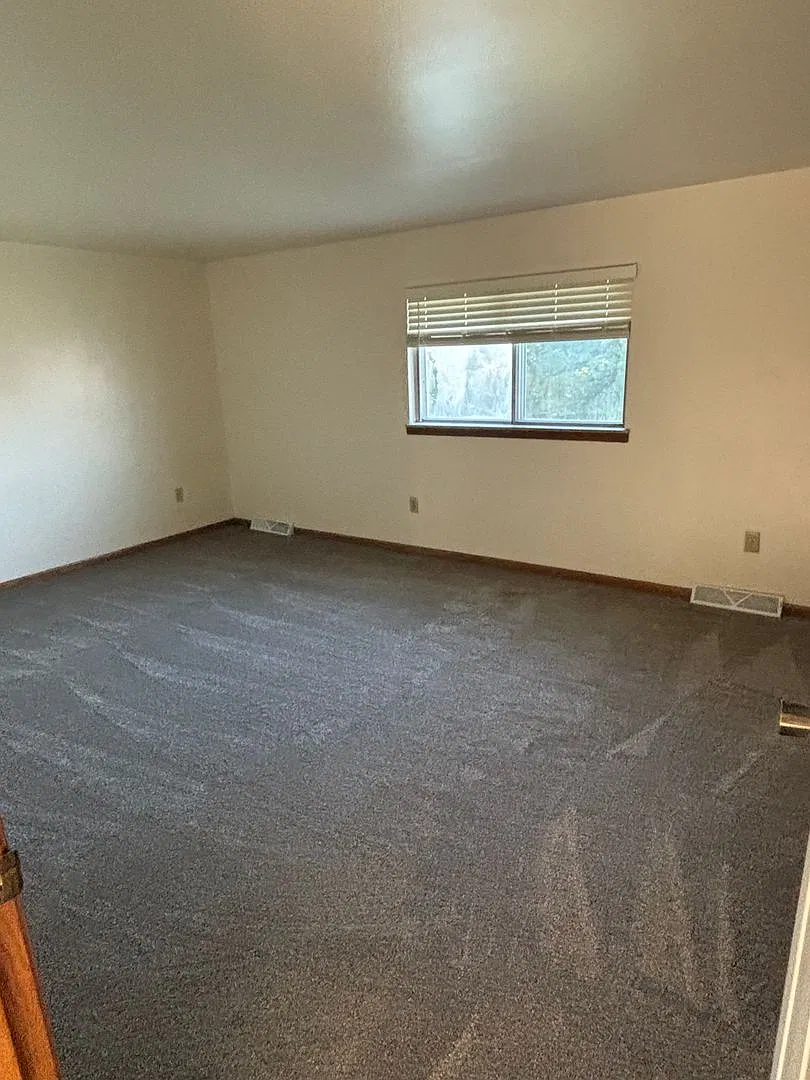 1022 Main Street Apartments, LLC — Photo 3