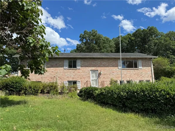 4911 Aqua Ln, Prince George, VA 23875