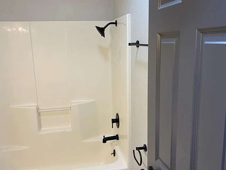4223 Sunset Dr #4 — Photo 9