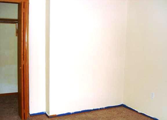 5th image of 708 51st Ave