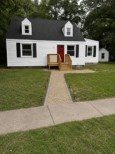 103 N Chatham Dr Photo 1