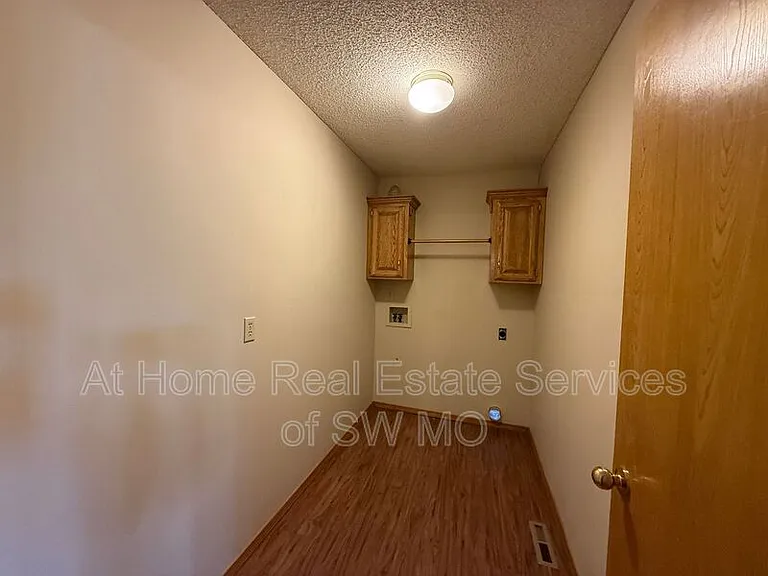 4121 S Parkcrest Ave — Photo 13