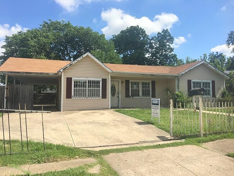 1st image of 3303 Clydedale Dr