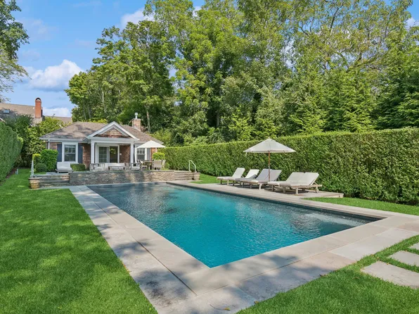 156 Church Ln, Bridgehampton, NY 11963