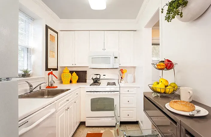2 bed, 1.5 bath, 999 sqft, $3,450 — Photo 3