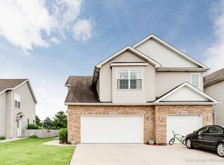 1312 E Arnold St, Sandwich, IL 60548