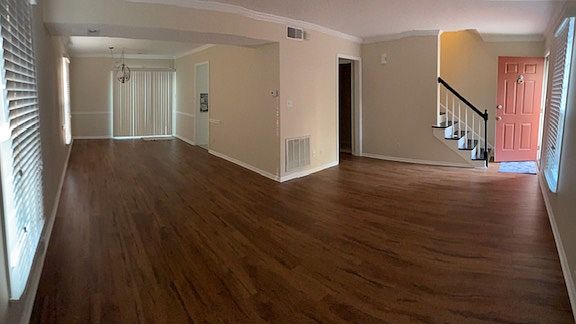 Living Room/Dining Room