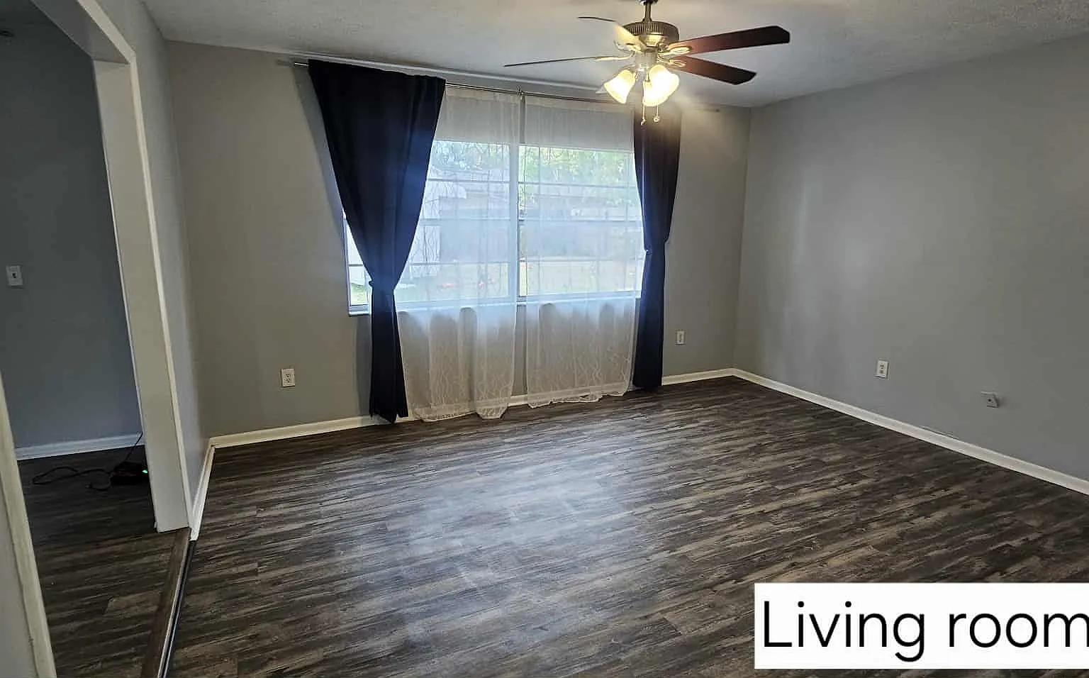 3 bed, 1204 sqft, $1,950 — Photo 2