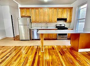 24-30 26th St #2, Astoria, NY 11102