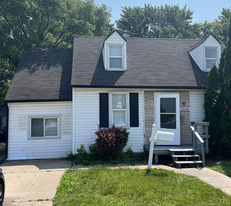 1st image of 23144 Stewart Ave