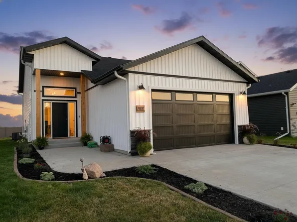 767 2nd Ave, Horace, ND 58047