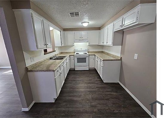 2nd image of 259 Windsor Way