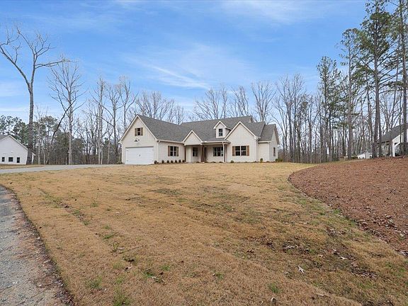 4th image of 117 Oak Hill Cir