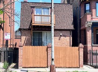 1034 W Diversey Pkwy #C, Chicago, IL 60657