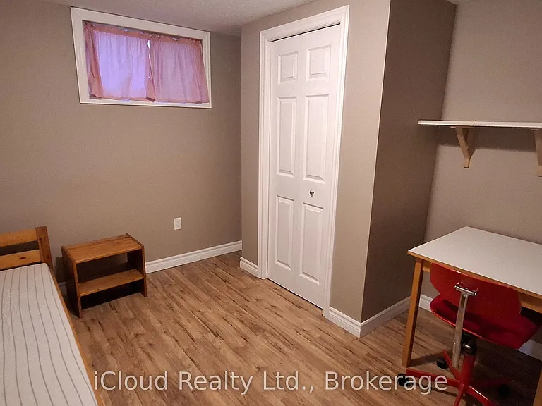 481 24th St W — Photo 18