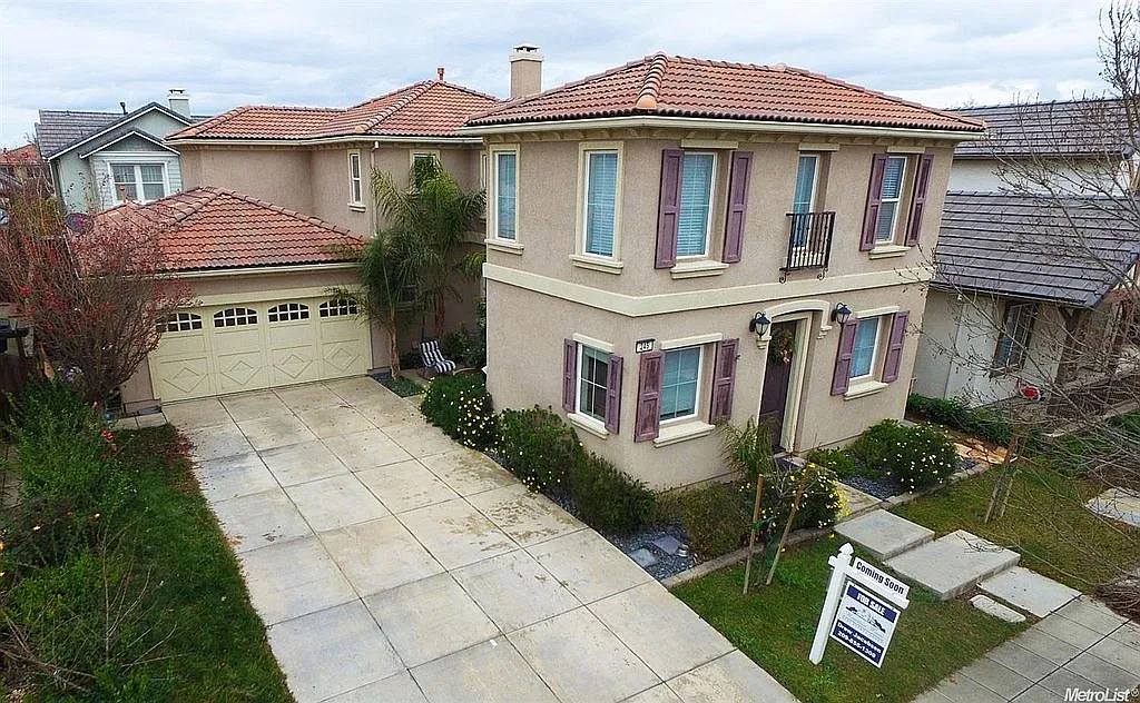 245 W Conejo Ave photo 1