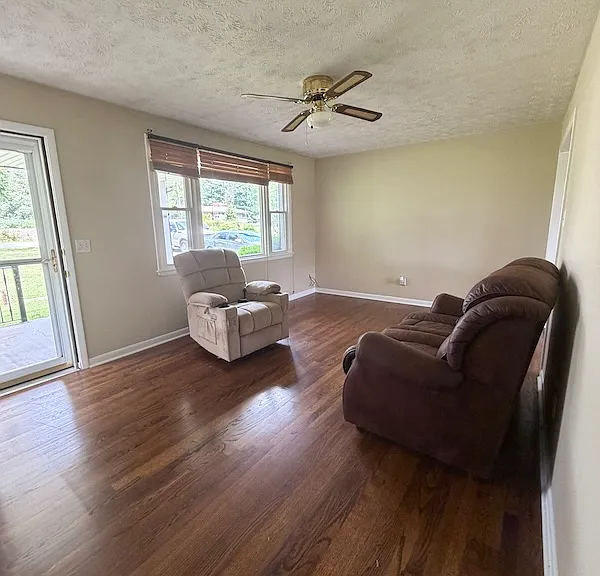 7144 Harper Rd — Photo 7
