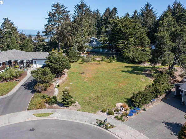 576 Klamath Ave NE #1101, Bandon, OR 97411