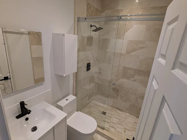290 NE 5th Ave #19 — Photo 7