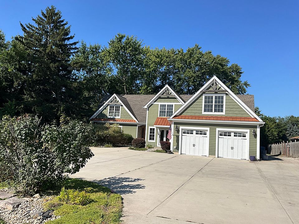 8N594 S McLean Blvd, South Elgin, IL 60177 | Zillow