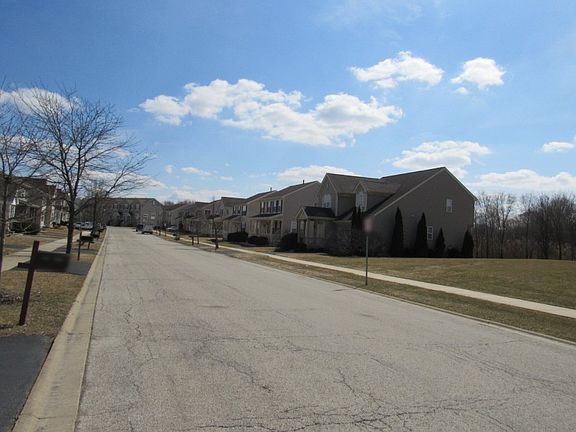 4th image of 3242 W Holden Cir