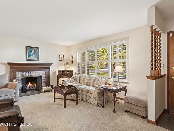 4th image of 21480 W Highland Dr