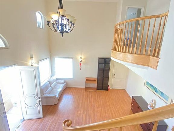 5th image of 8943 Emperor Ave