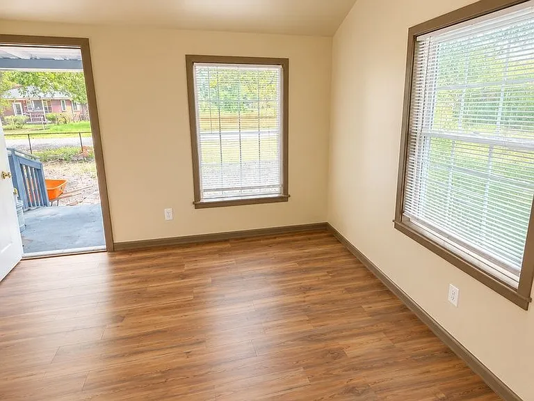 5867 Althea Ave — Photo 5