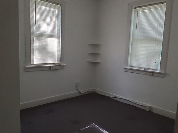 5th image of 8516 Lakewood Dr