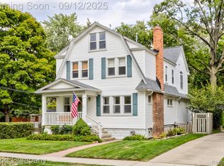 1126 N Altadena Ave, Royal Oak, MI 48067