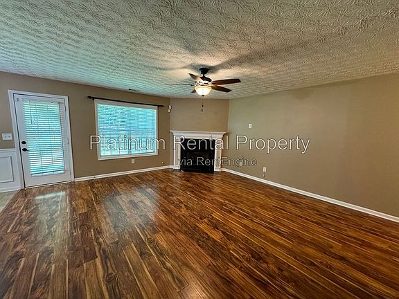 4th image of 608 Shadow Valley Ct