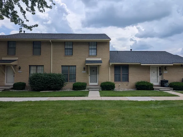 48624 Sugarbush Rd, Chesterfield, MI 48047