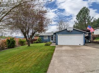 651 Jade St, Sutherlin, OR 97479